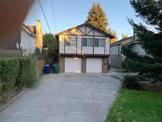 8820 Ashworth Ave N — Photo 14