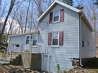 462 Country Club Rd, Waterbury, CT 06708