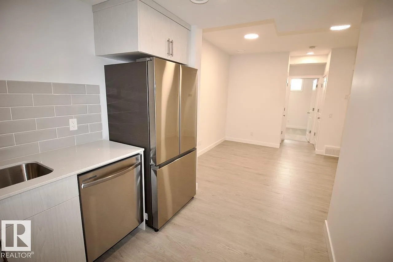 1 bed, 1.0 bath, 699 sqft, $799 — Photo 3