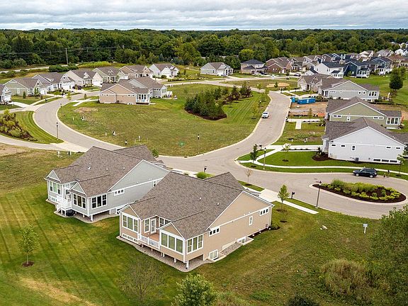 3rd image of 2858 Carnoustie Dr