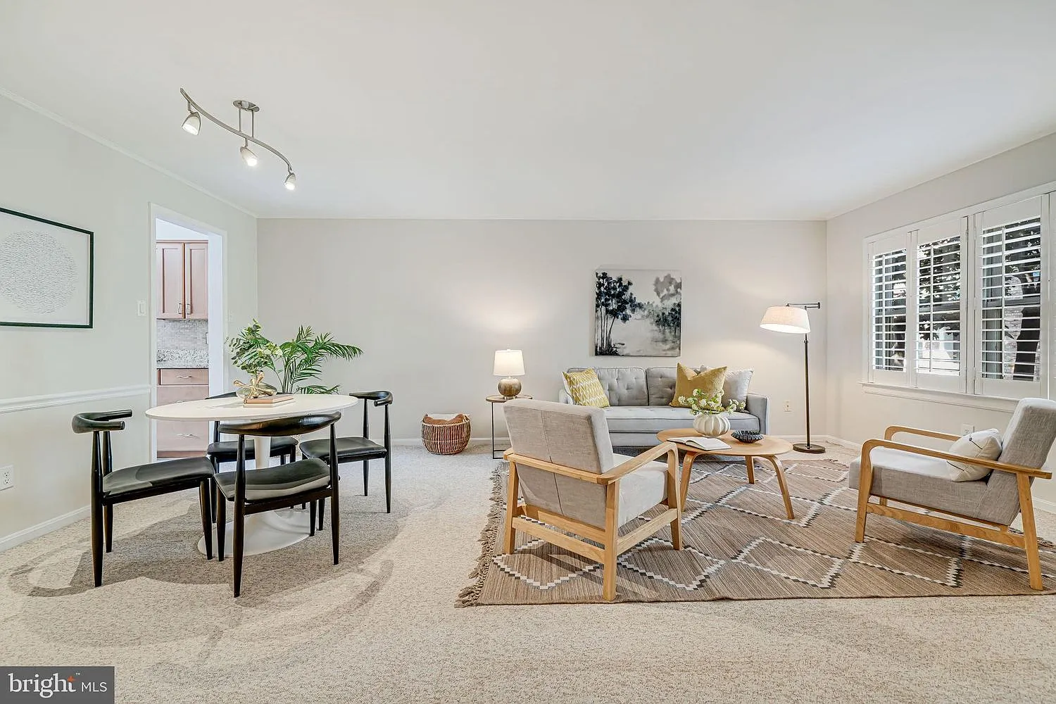 2 bed, 1224 sqft, $3,300 — Photo 3