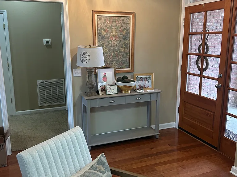 1002 Scarlett Dr — Photo 11