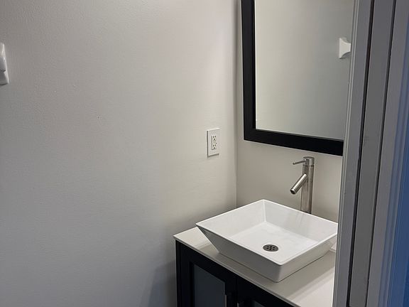 5th image of 8089 Pacific Beach Dr