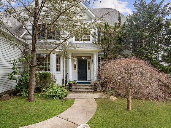 4th image of 3 Jordan Ln