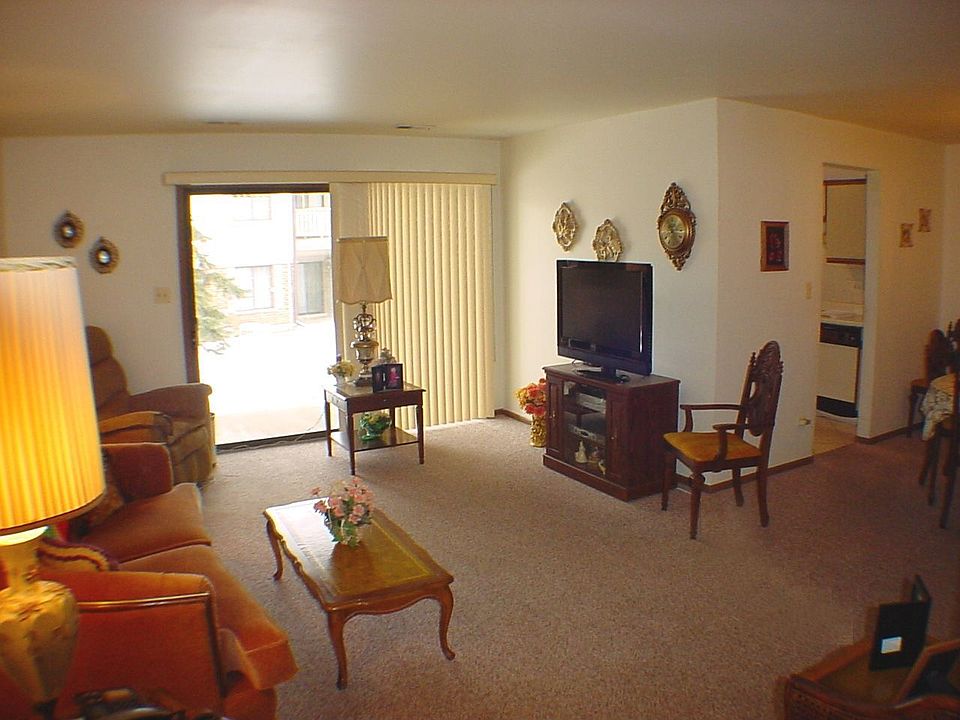 1st image of 1621 W Pheasant Trail Dr Unit 3
