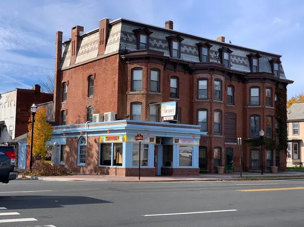 38 Franklin St #3, Westfield, MA 01085
