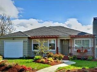 4054 39th Ave SW, Seattle, WA 98116