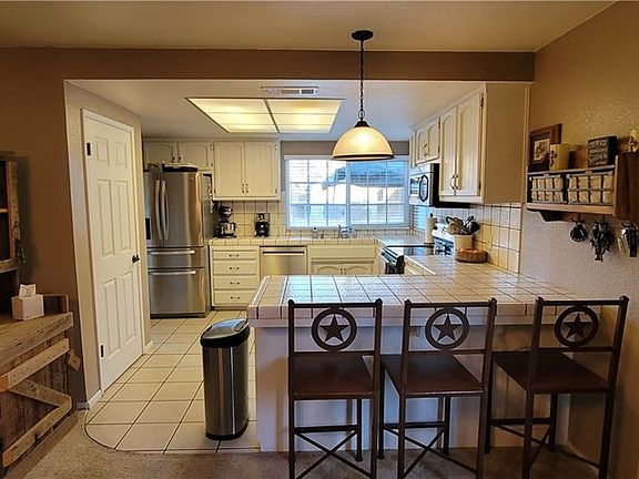 5th image of 3407 Village Woods Dr