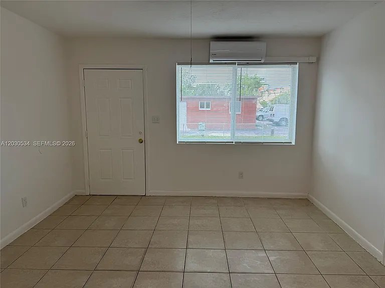 1200 NW 9th St #A — Photo 7
