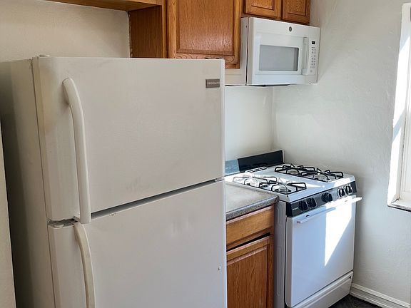 3rd image of 5430 Chippewa St APT 2E