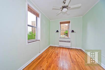 4th image of 63-61 99th St APT E16
