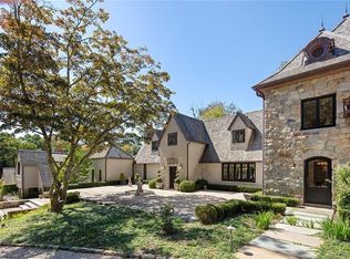 148 Taunton Hill Rd, Newtown, CT 06470