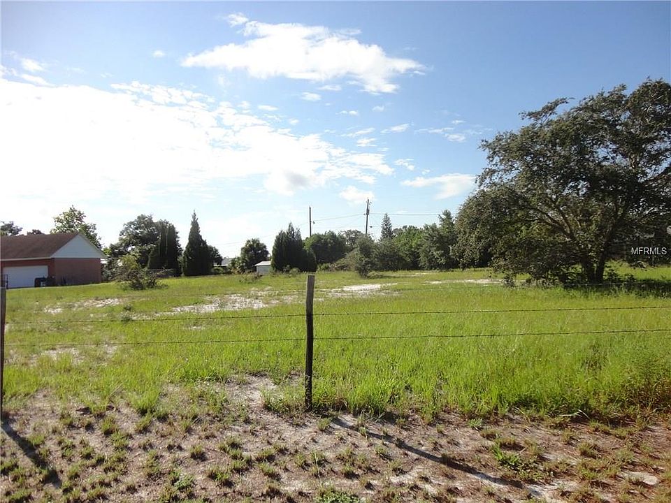 2nd image of 1666 Pearce Rd