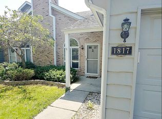 1817 Springvale Dr, Crown Point, IN 46307