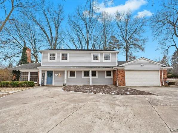 4675 Quarton Rd, Bloomfield Hills, MI 48301