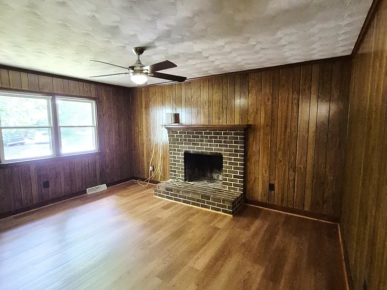 3041 Clintwood Rd — Photo 12