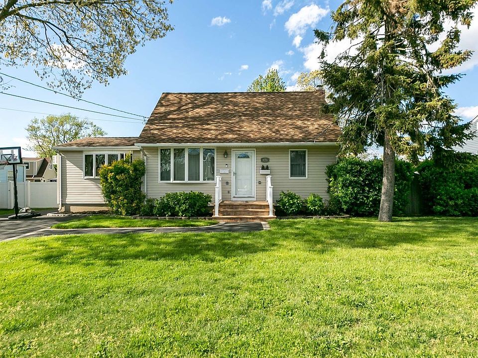 337 Carnation Road, West Islip, NY 11795 Zillow