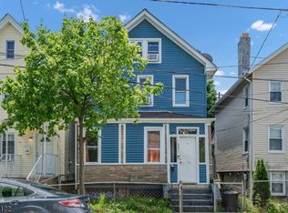 550 Beach St, Orange, NJ 07050