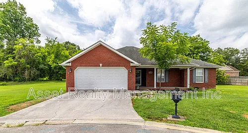 801 Colonial Estates Way Photo 1