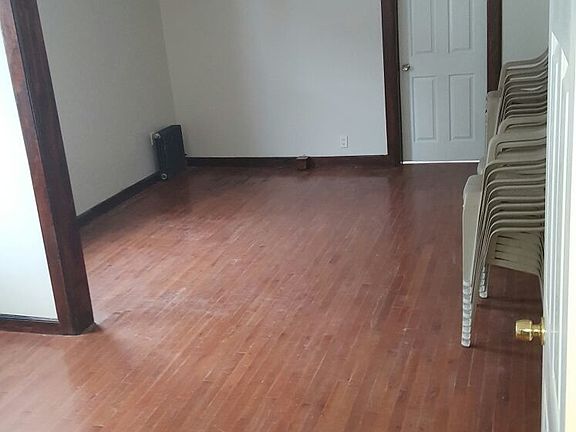2nd image of 9014 172nd St