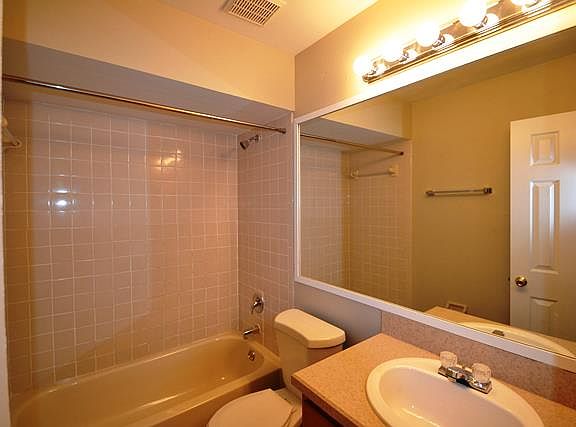 4th image of 7610 Havenford Ct