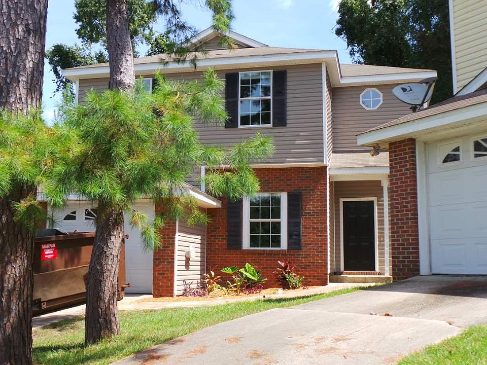 1st image of 2636 Fairmount Ln