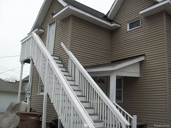2nd image of 344 N Perry St
