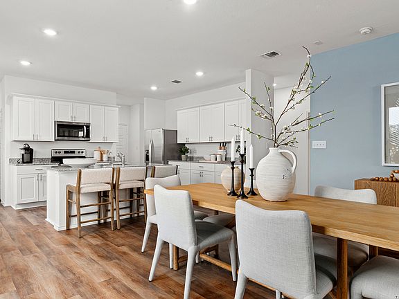 7th image of this home