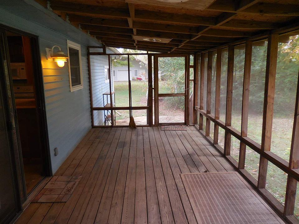 2nd image of 298 Mimi Ln