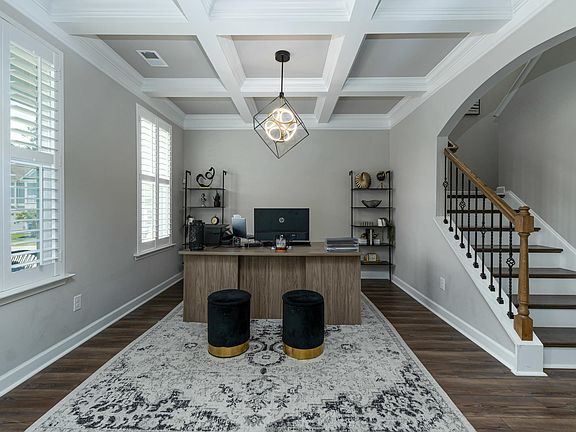 2nd image of 124 Siri Ln