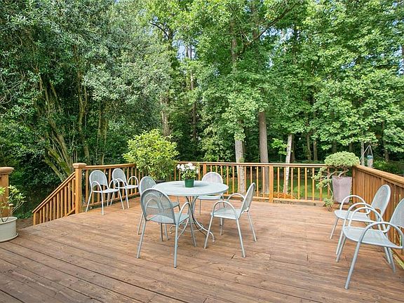 5th image of 2858 Cravenridge Dr