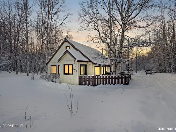 1500 E Fairview Loop, Wasilla, AK 99654
