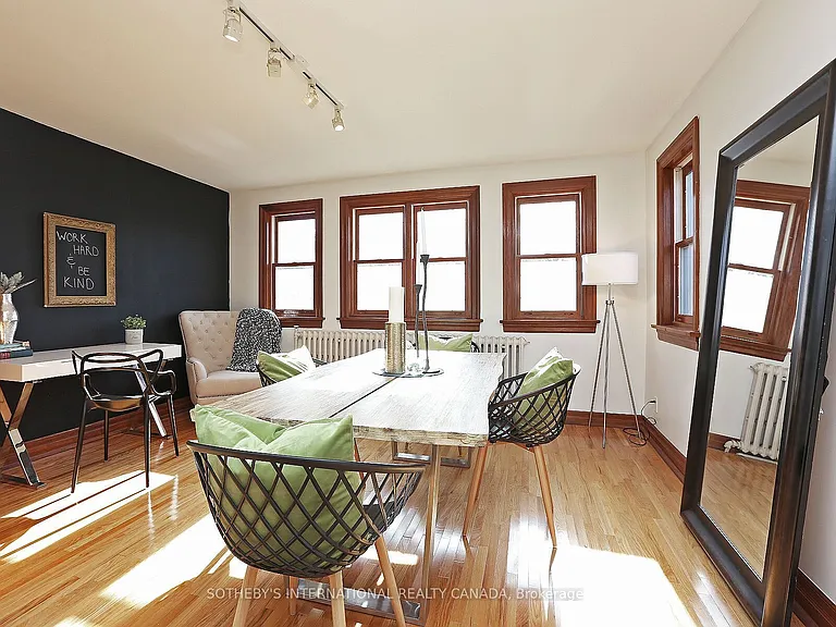 19 Melgund Rd #UPPER — Photo 11