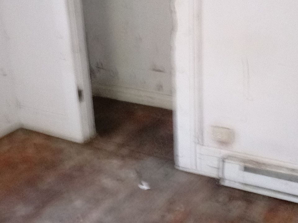 2nd image of 754 Calhoun St