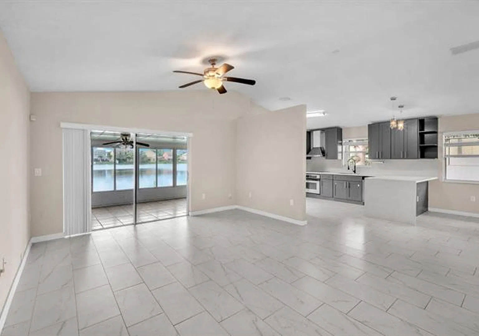 1020 SW 99th Ave # 1020, Pembroke Pines, FL 33025 — Photo 3