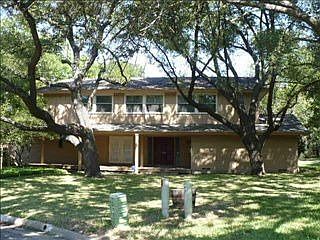 5th image of 3907 Shady Creek Ln