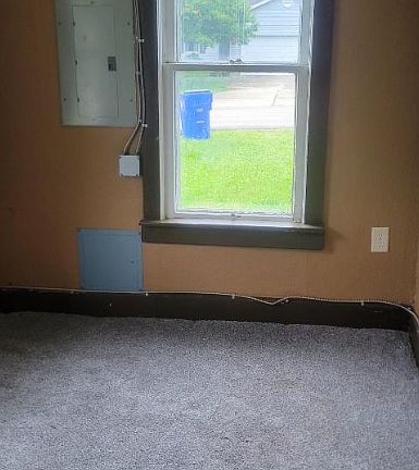 5th image of 364 Keller Rd