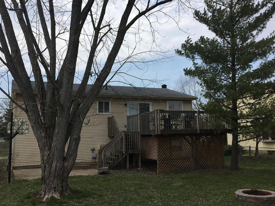 2nd image of 726 Hunt Valley Dr