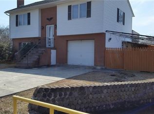 25 Clifton St, Old Lyme, CT 06371