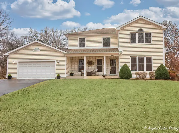 1816 Channel Beach Ave, Johnsburg, IL 60051