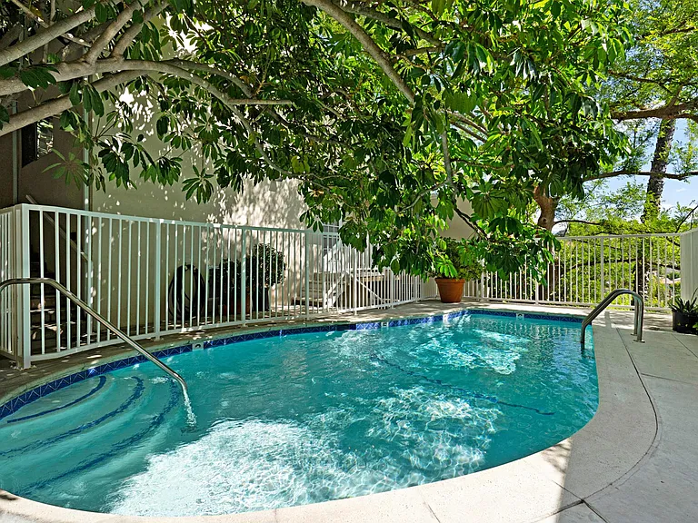 2266 Cazador Dr #4 — Photo 26