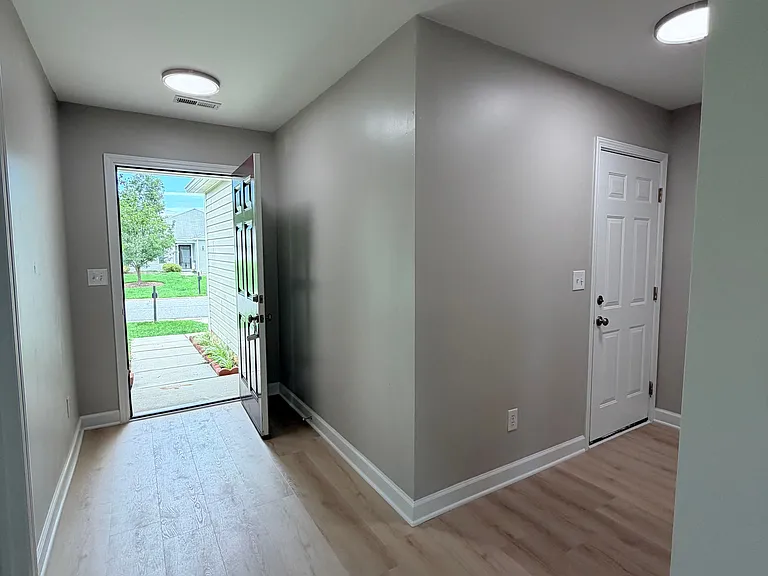 3963 Heather View Ln — Photo 11