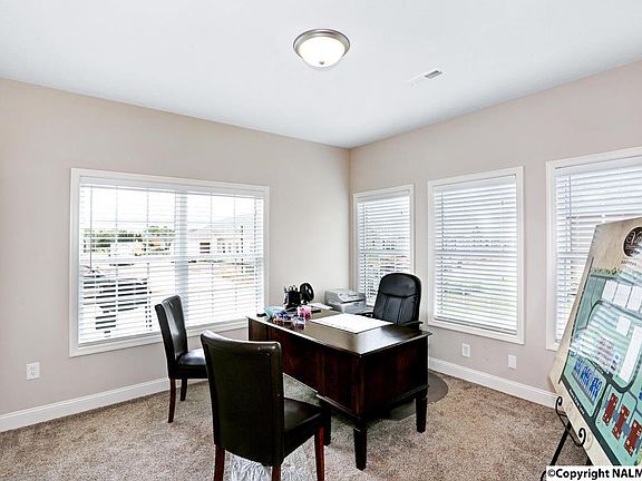 5th image of 58 Moore Farm Cir NW