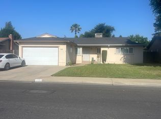 1334 Ezie Ave, Clovis, CA 93611