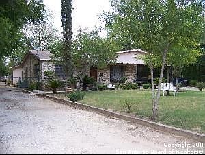 2nd image of 1839 Saltillo St