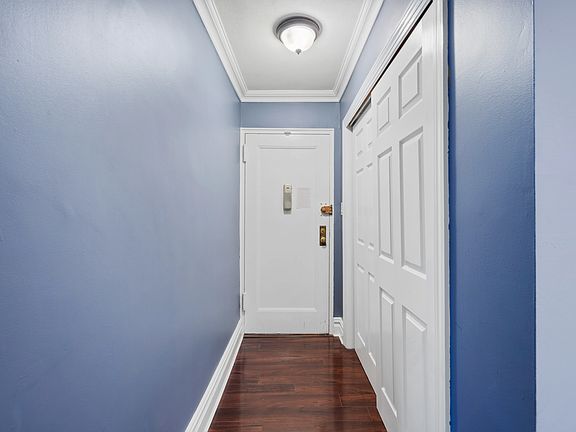 5th image of 14475 Melbourne Ave APT 5A