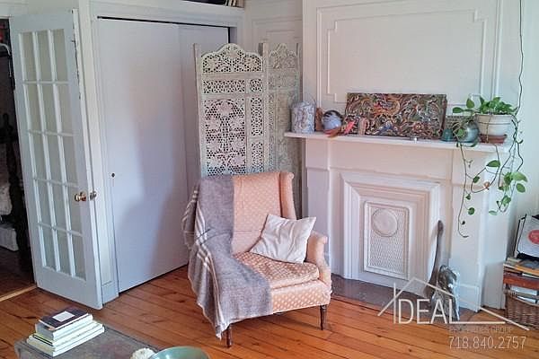 1st image of 518 Henry St APT 3