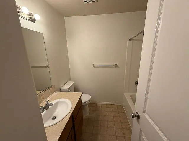 4937 E Portside Ct — Photo 10