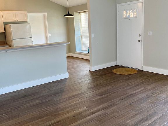 5th image of 2808 Cactus Hill Pl