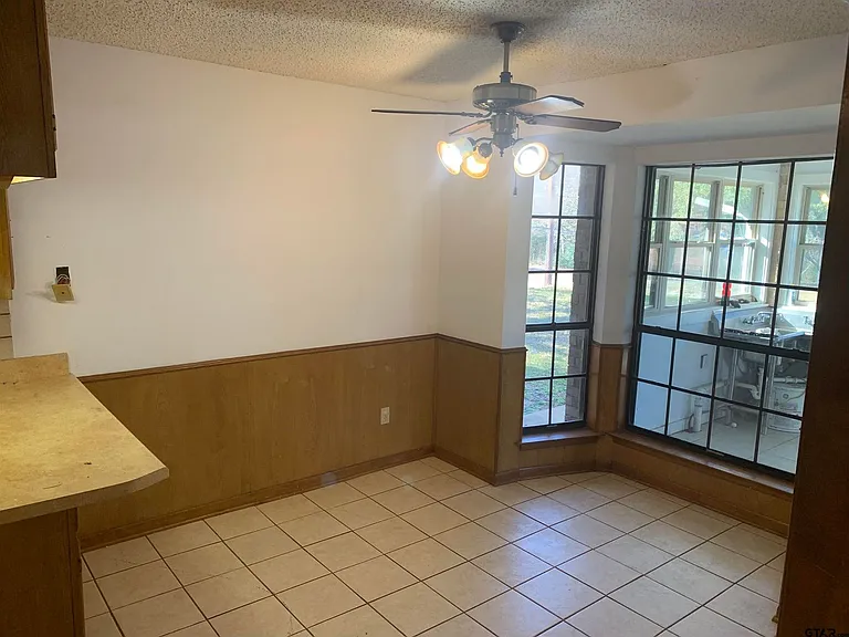 23077 Three Points Dr — Photo 5